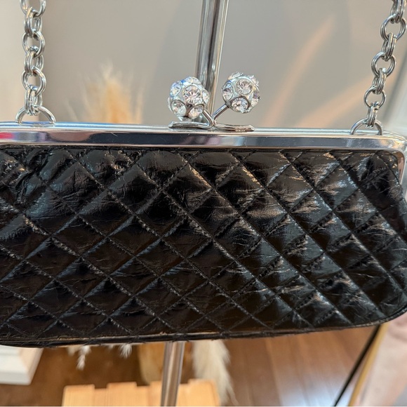 Guess Black Patent Leather Quilted Chain Bag - Picture 5 of 6